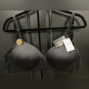 Black Side-Smoother Wire-free Bra